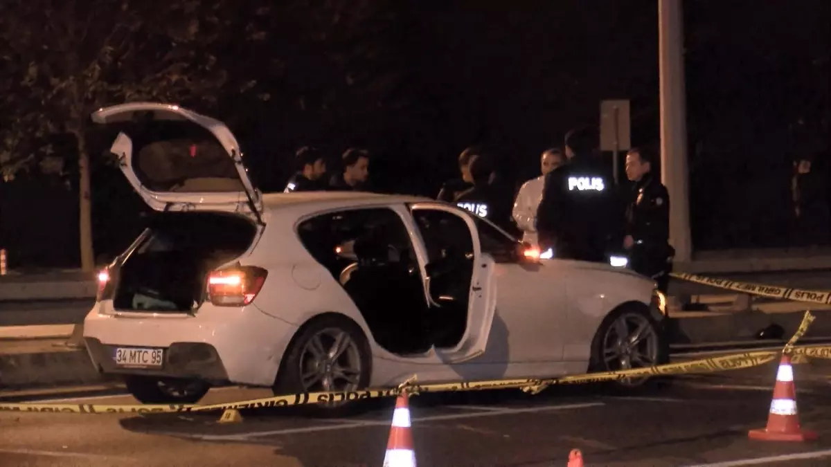 bakirkoyde polis takibinde kaza supheli yaralandi wZkEyK9k.jpg