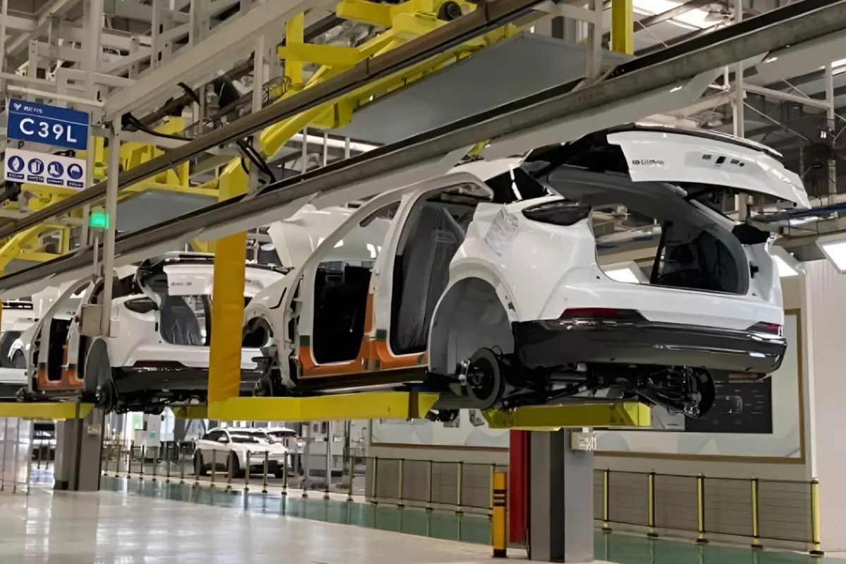 binlerce calisani bulunan otomotiv devi iflas bayragini cekti huKRYRVq.jpg