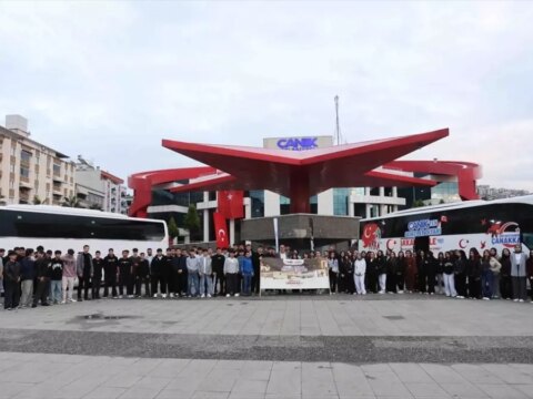 Canik’te 12. Sınıf Öğrencilerine Çanakkale Gezisi Düzenleniyor canikte 12 sinif ogrencilerine canakkale gezisi duzenleniyor VB3rumHe.jpg