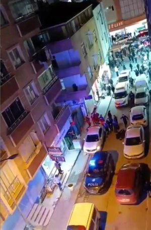 esenyurtta motosiklet kazasi sonrasi arbede M3RsH5LL.jpg