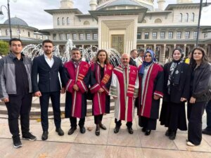 rektor sozbir yuksekogretim akademik yil acilis torenine katildi AUkACMfe.jpg