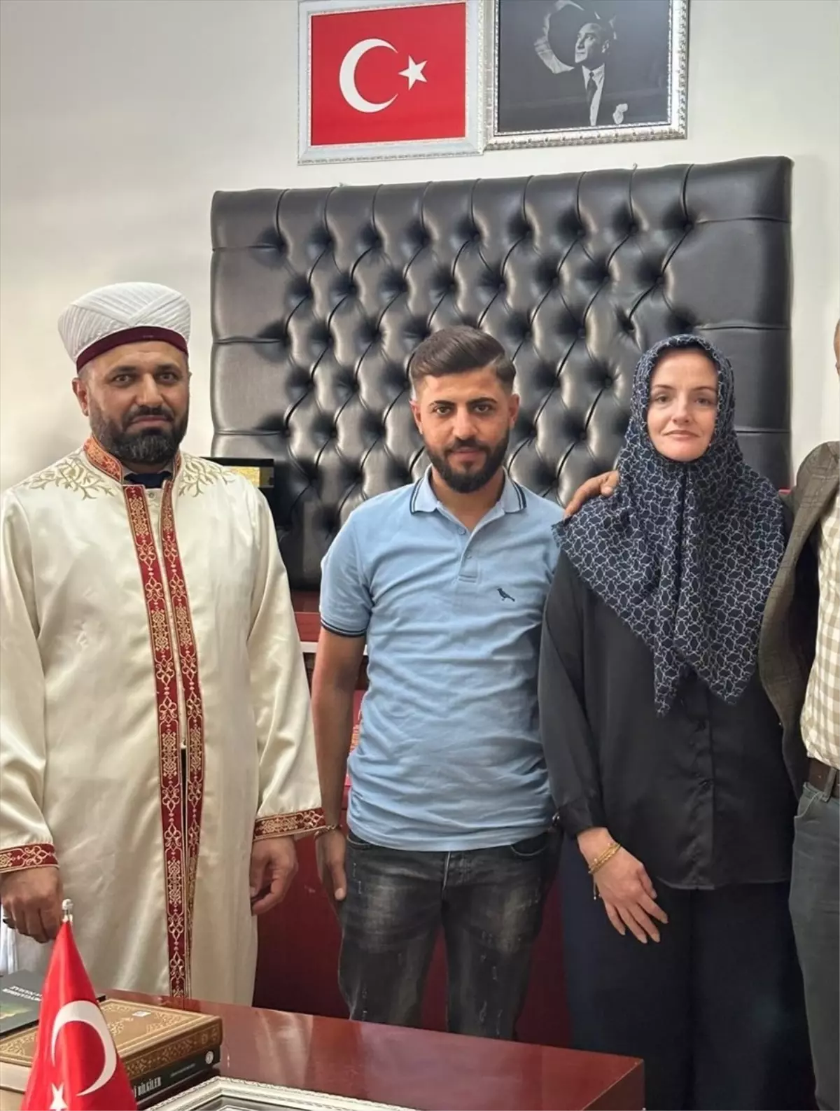 shaun lee musluman oldu W4VplRtC.jpg