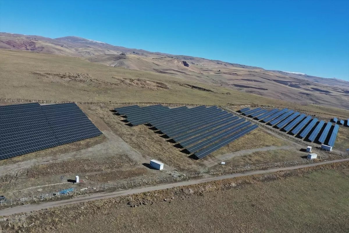 agrida 8 gunes enerjisi santrali kuruldu arU3SwQ3.jpg