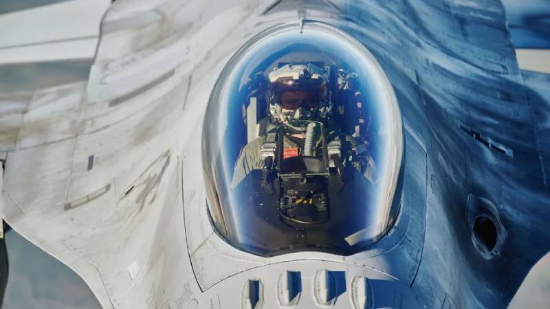 bloomberg turkiye ve lockheed martin f 16larin fiyatlandirmasiyla ilgili pazarlik icin gorusmeler yapacak BXMQAK43.jpg