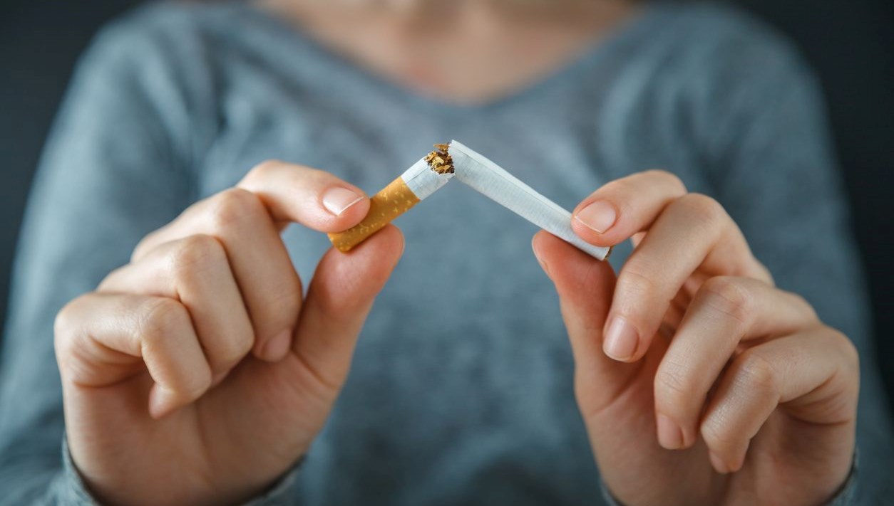 dunyada bir ilk maldivlerde nesiller arasi sigara yasagi RRCdHMpZ.jpg