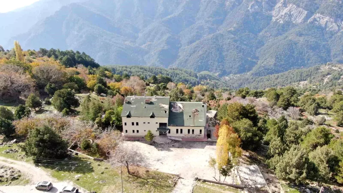 pasa yaylasi oteli terkedildi KCVwxWXw.jpg