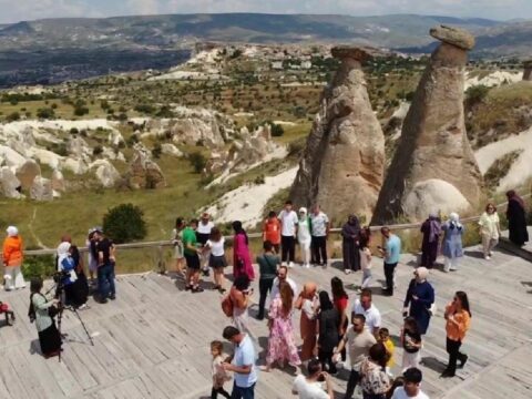 Aile ziyareti ve tatil icin 83 milyar lira harcadik 3KDfWISz