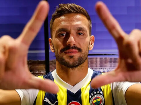Dusan tadic geri donuyor DGxgDVhC